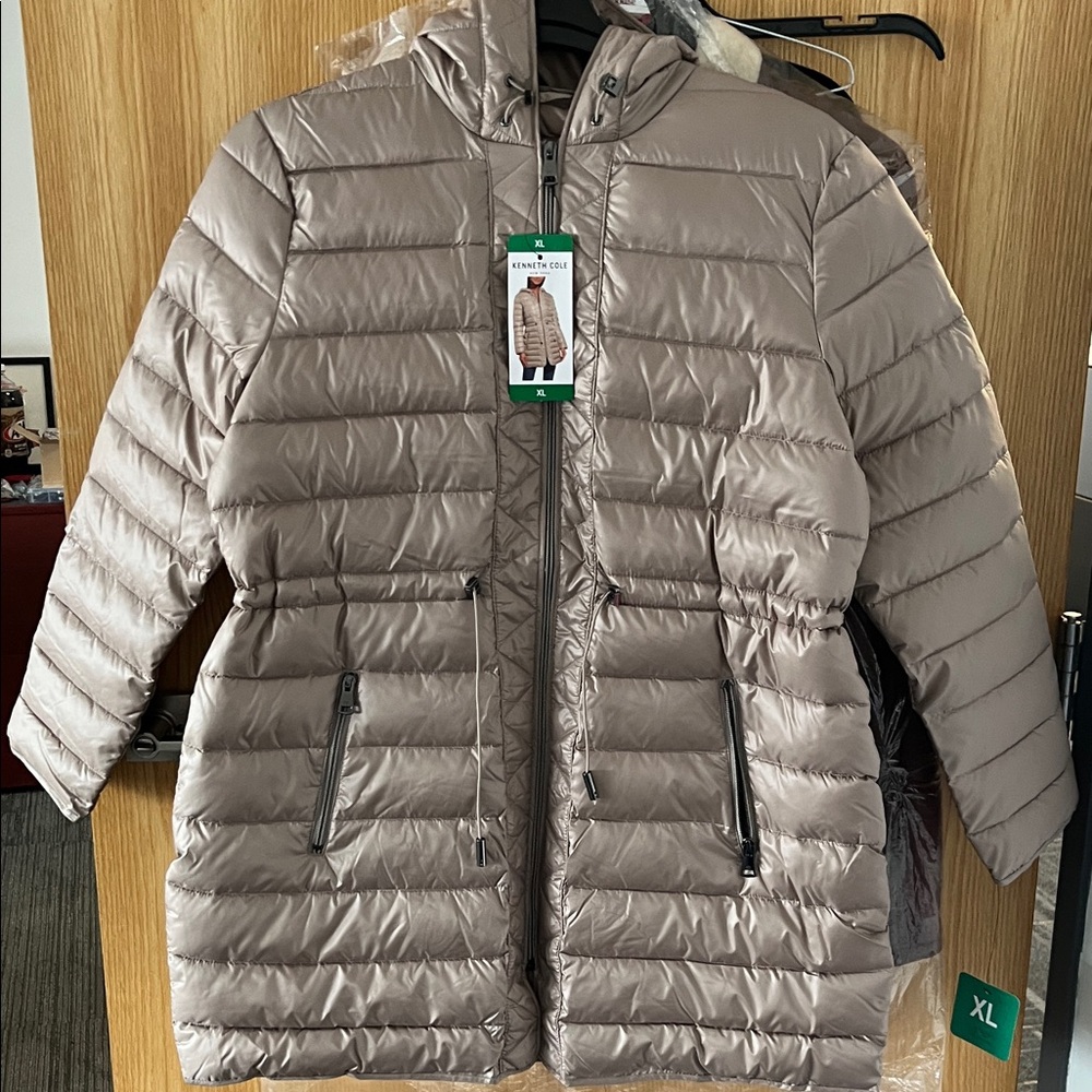 Ladies Kenneth Cole coat size XL